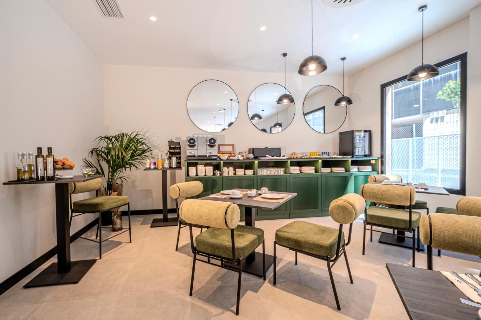 Itc Madrid By Soho Boutique — Photos 1